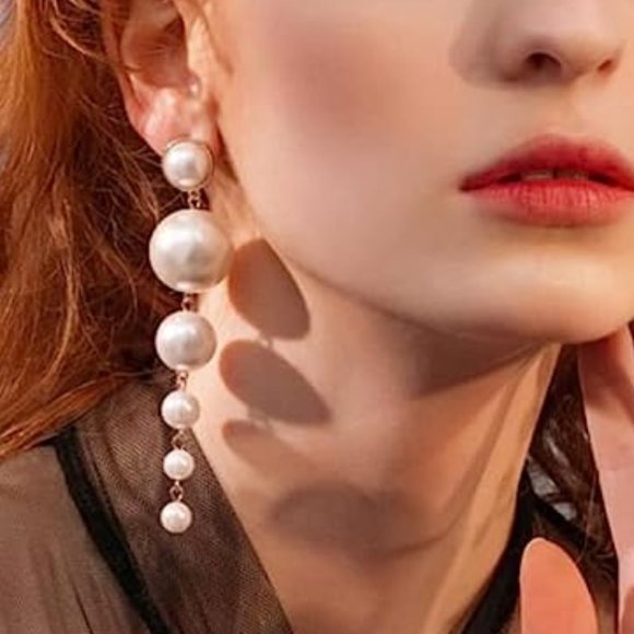 Long Pearl Gold Link Dangle Earrings Faux Statement Big White Pearls Classic New - Picture 1 of 5